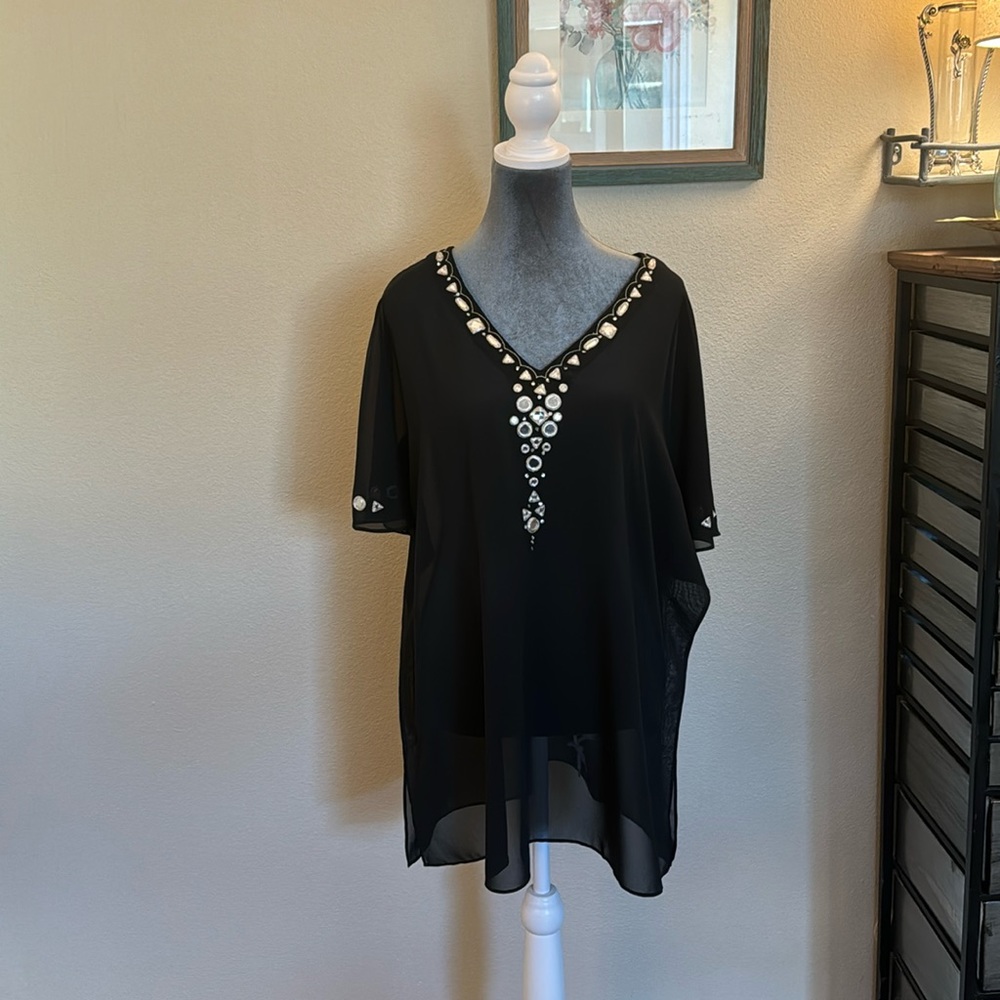 Chico’s Black Chiffon Short Sleeve Jeweled Tunic, Size 2 (Large)